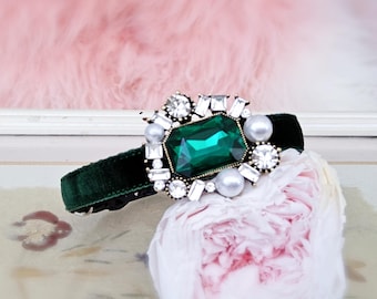 Handmade Luxury Cat collar, rhinestone Cat collar,dark green velvet cat collar,puppy collar.Tea cup dog collar.tiny dog collar,cat collar