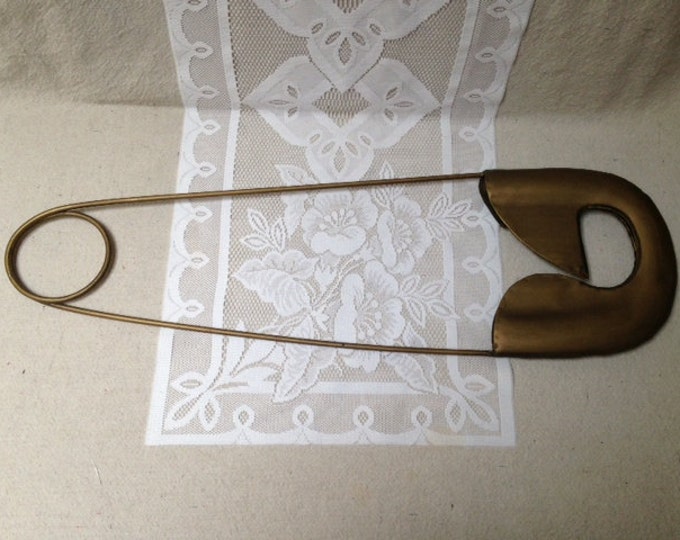 Extra Large Metal Safety Pin Wall Decor, Wall Hanging, Nursery Decor