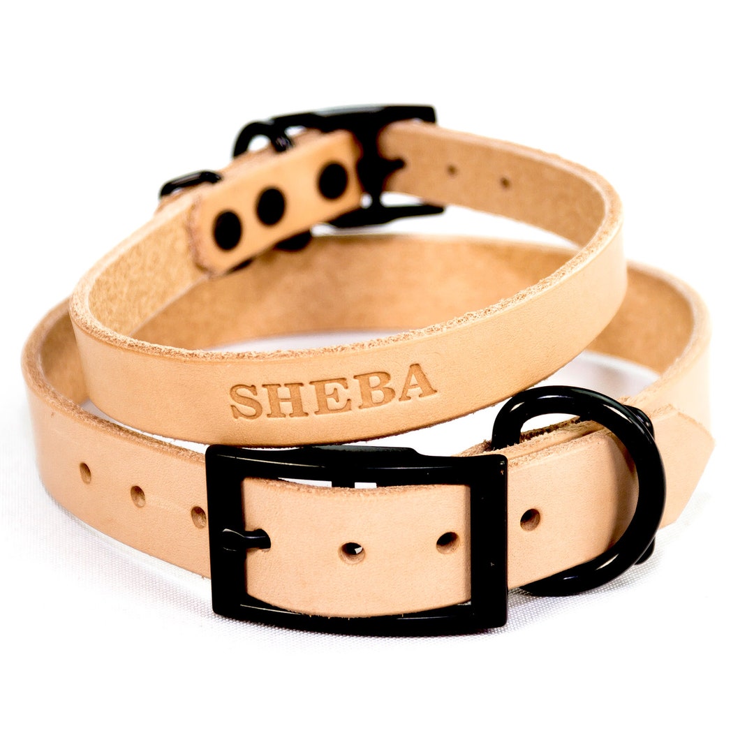パーソナライズされたナチュラルベージュレザーの犬用首輪、ブラック