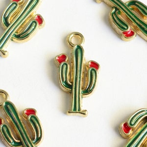 Cactus Charms, Green Enamel Saguaro Pendants, 19mm x 10mm - 5 pieces (1314)