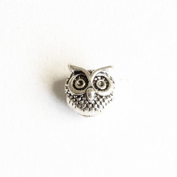 Owl Bead, Antique Silver Tone, 10mm - 4 pieces (870)