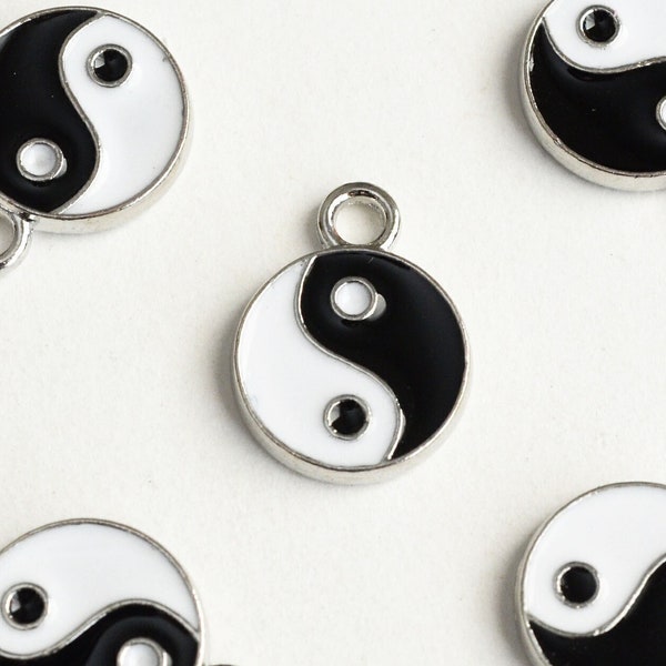 5 Yin Yang Charm, Black White Enamel Balance Pendants, 12mm (1464)