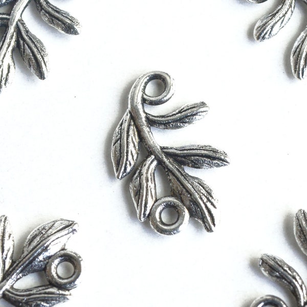 Leaf Connector Charms, Silver Tone, 15mm x 9mm - 10 pieces (1282)