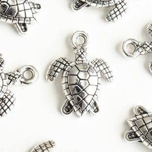 10 Sea Turtle Charms, Silver Loggerhead Turtle Charm, Tortoise Charms, 16x12.5mm (336)