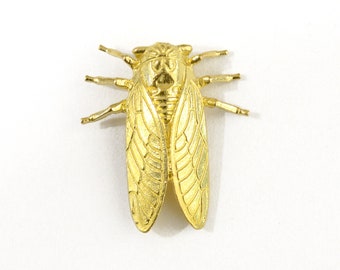 Cicada Pendant, Raw Brass Cicada Insect Charm, 1 inch - 2 pieces (713)