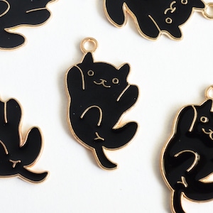 Black Cat Charm, Tumbling Cat Enamel Pendant, 30mm x 16mm - 5 pieces (1368)