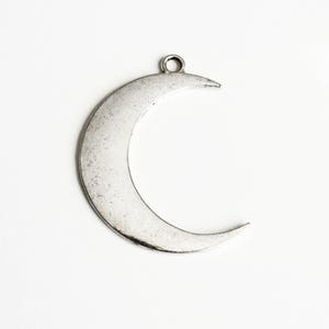 Large Moon Charms, Silver Crescent Moon Pendant, Celestial Jewelry Findings - 2 pieces (335)