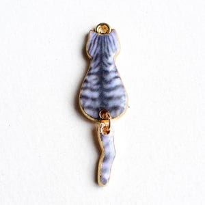 Enamel Tabby Cat Charm, Blue Gray Kitten Pendant with Dangling Tail - 4 pieces (1260)