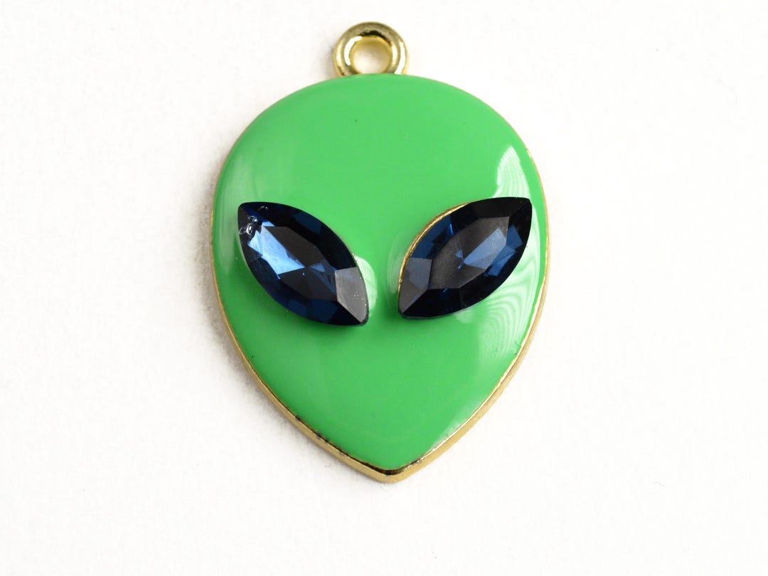 Green Enamel Alien Charm With Rhinestone Eyes, 28x20mm - 1 Pieces (1458 ...