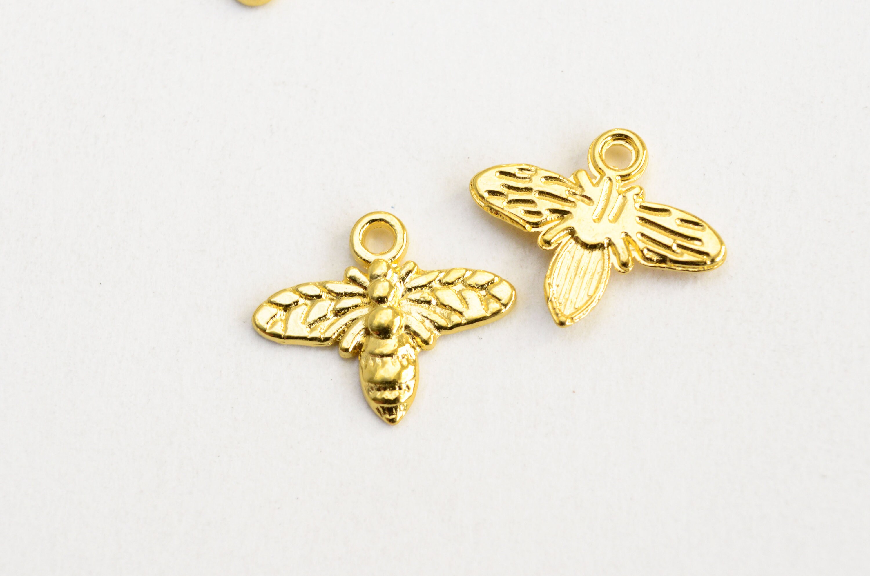 韓国 ファッション通販 Pieces 10 - 16mm X 13mm Tone, Gold Charms, Bee (1070) Etsy - アクセサリー