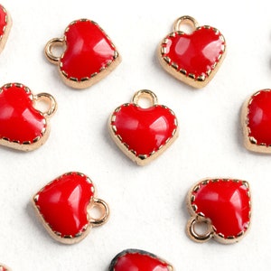 Tiny Red Heart Charms, 8mm Enamel Gold Toned Plating - 10 pieces (1560)