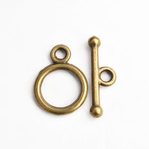 Bronze Toggle Clasps, Antique Brass Plated Clasps, 10mm - 10 sets (F040)