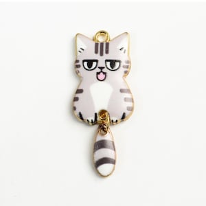 Grey Striped Cat Charms With Swinging Tail, 39x15m = 4 pieces (2208)