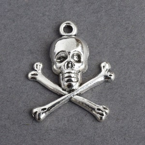 10 Skull And Crossbones Charm, Silver Tone Halloween Poison Pendants, 24mm x 20mm (1736)