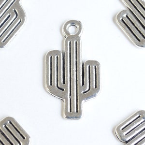 Cactus Charms, Silver Tone Saguaro Desert Pendant, 25mm x 14mm - 10 pieces (1304)
