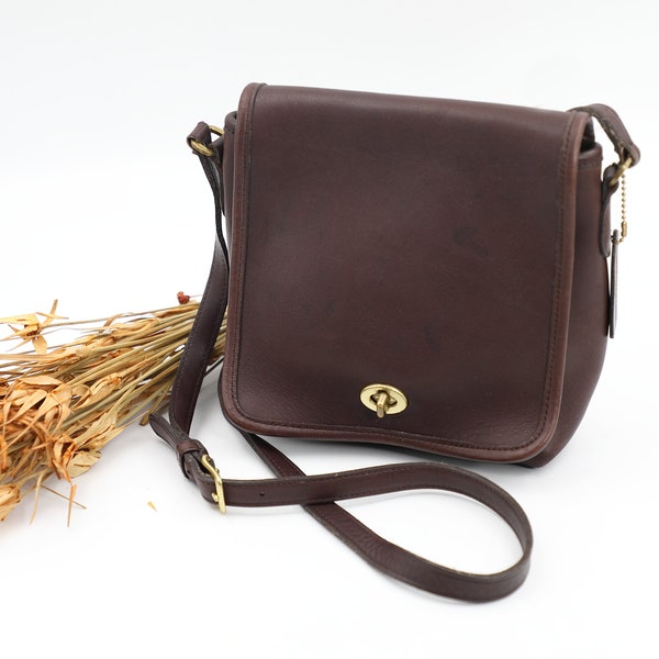 Coach Companion Flap 9076