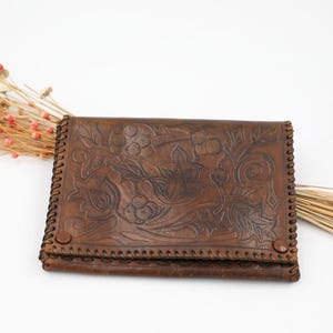 Pochette déployante en cuir vieilli vieilli
