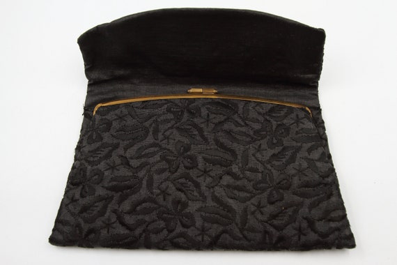 1930s Koret Embroidered Black Clutch - image 6