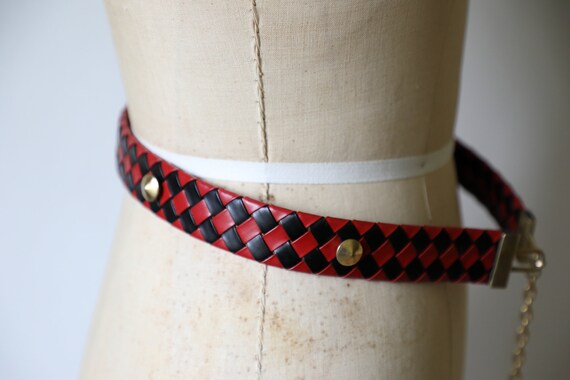 Black Red Woven Chain Belt - image 5