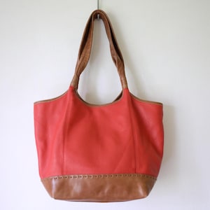 The Sak Large Hobo Shoulder Bag - Light Red Leather Purse - Vintage Tote Handbag
