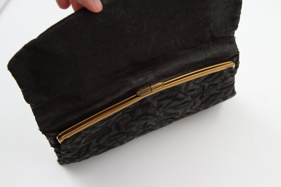 1930s Koret Embroidered Black Clutch - image 7