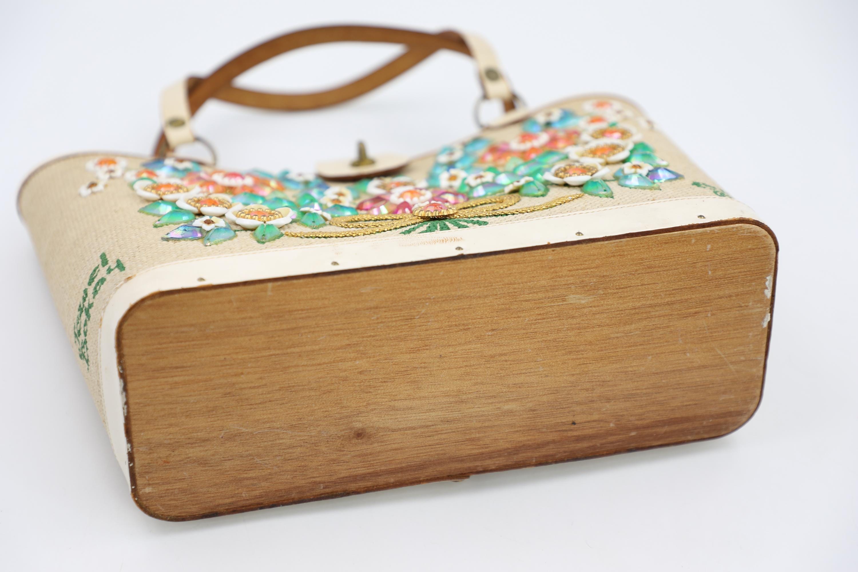 エニッドコリンズ　Jewel Bokay Enid Collins Jewel Bokay Handbag - Flower Embellished Bucket