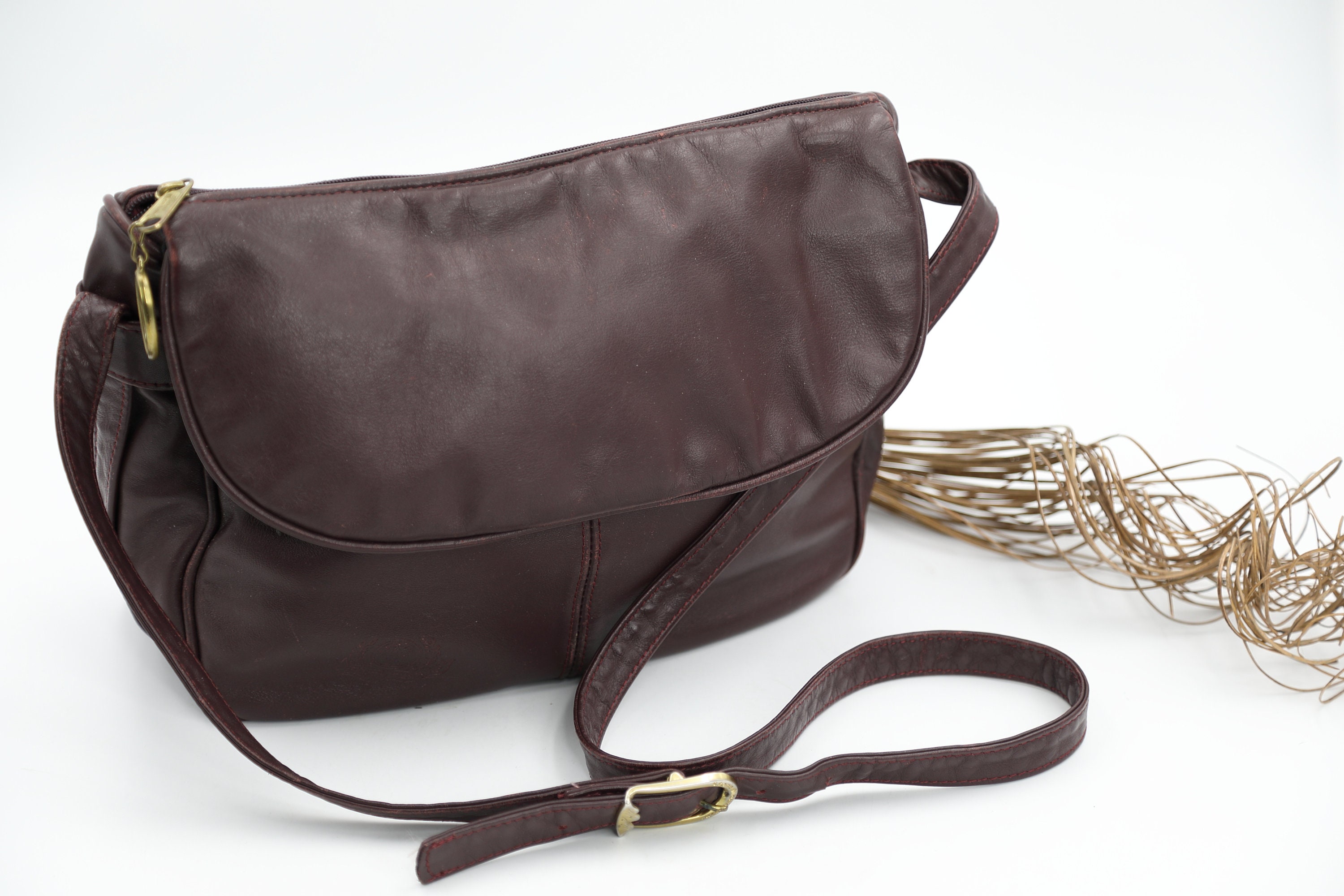 Stone Mountain Leather Shoulder Messenger Bag Purse Brown Flap