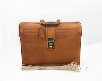 Renwick Classic Leather Satchel Briefcase