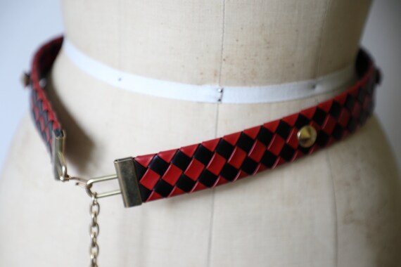 Black Red Woven Chain Belt - image 3