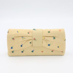 1950s Embroidered Linen Clutch - Flower Summer Handbag - Wedding Accessory