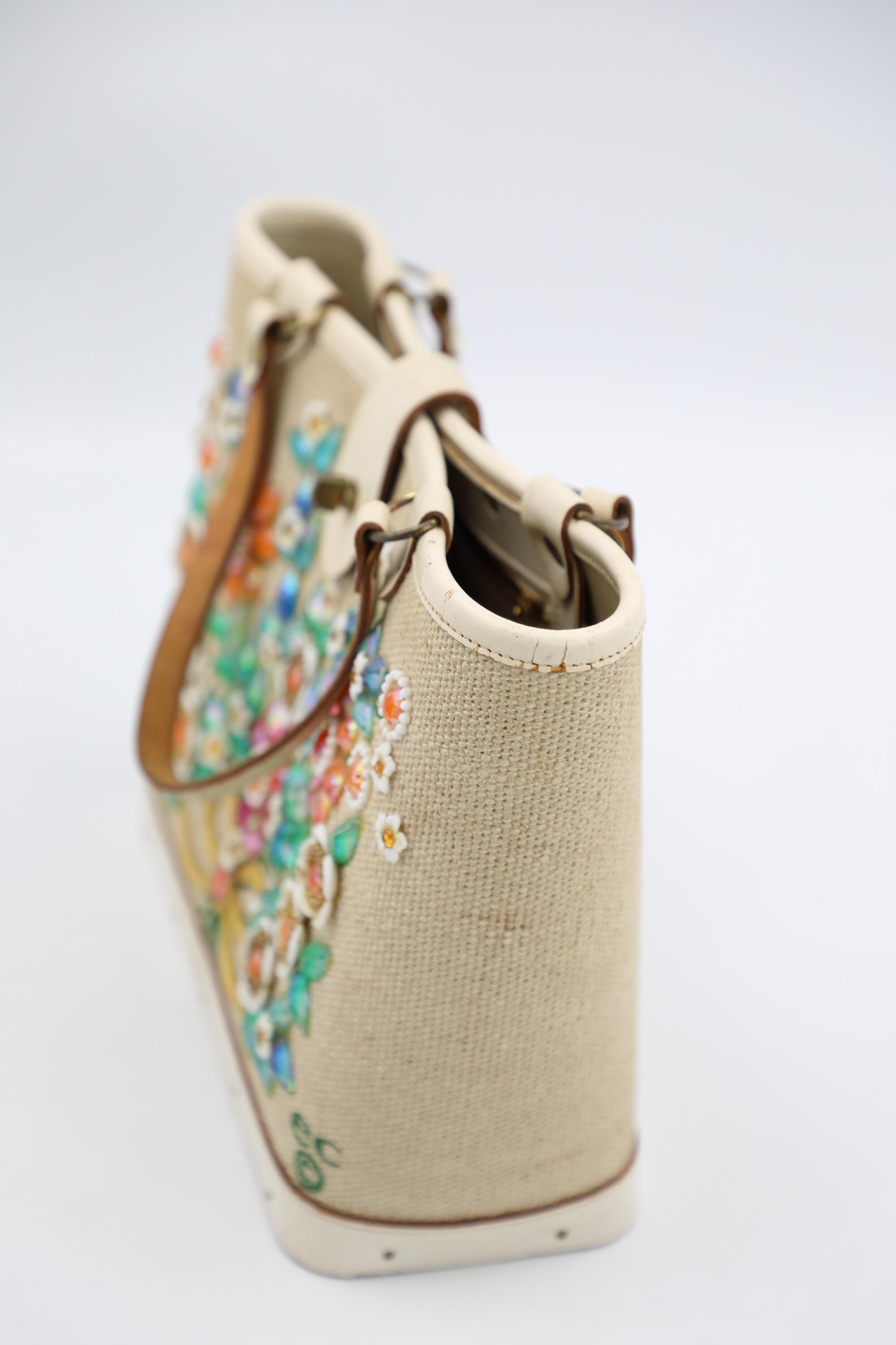 エニッドコリンズ　Jewel Bokay Enid Collins Jewel Bokay Handbag - Flower Embellished Bucket