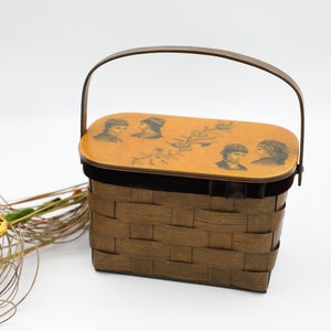 Victorian Découpage Picnic Basket Purse