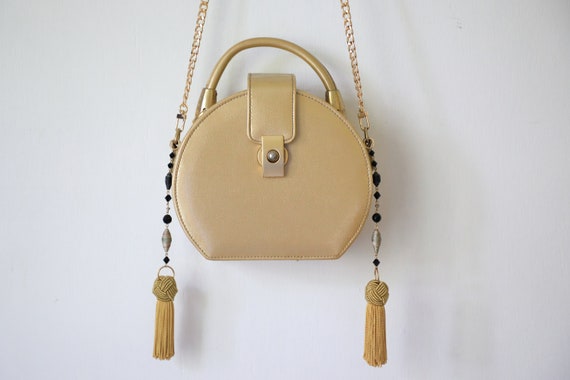 Round Bridal Resin Marble Agate Embellished Handmade Vintage Crossbody Bag  at Rs 850 | Cross Body Bag in Sambhal | ID: 2853048774688