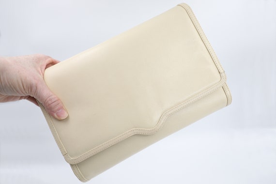 J. Miller Cream Clutch Handbag - image 8