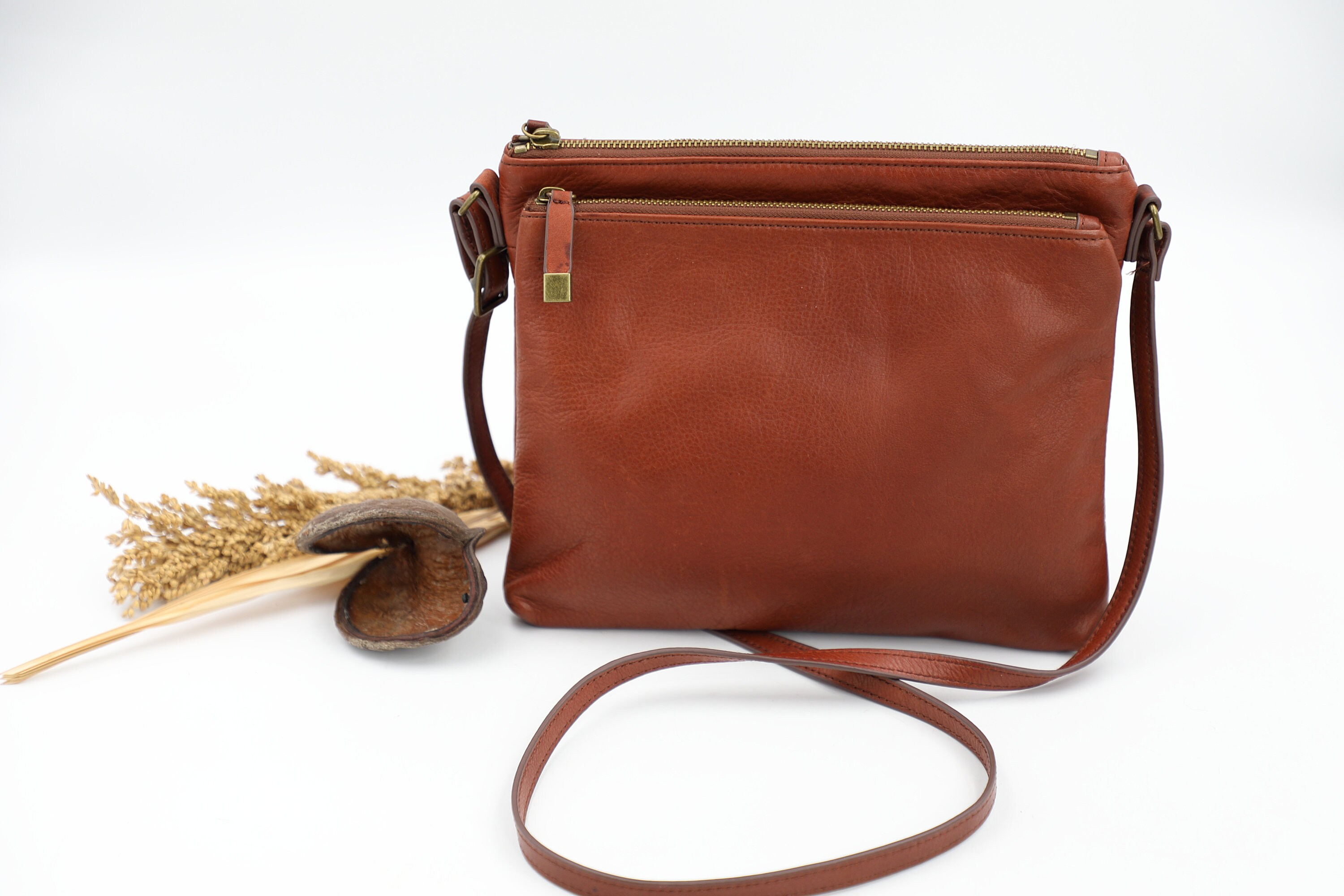 Margot Vegan Chain Bag - Spice Brown Leaf Leather