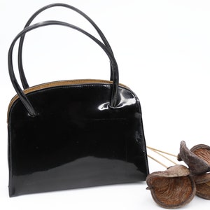 Vintage patent leather handbags hot sale