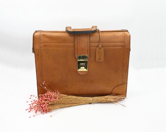 Renwick Gladstone Style Leather Briefcase