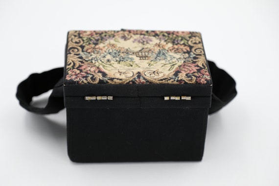 1940s Tapestry Box Purse - image 4