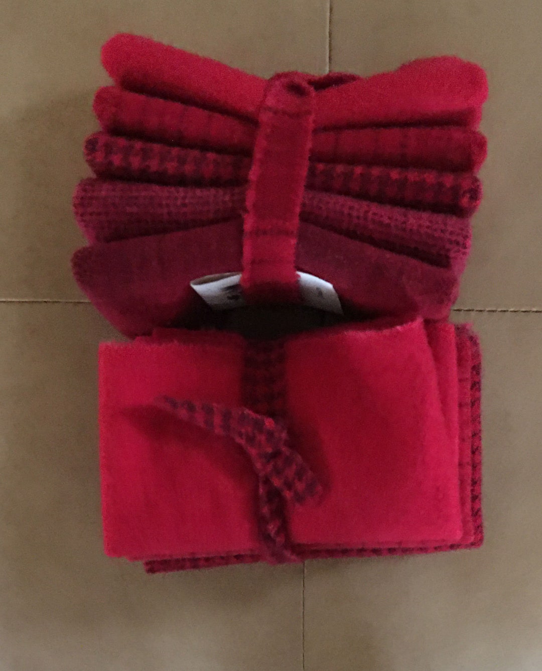 CRIMSON Hand Dyed Wool Bundle for Rug Hooking, Rug Braiding, Wool Quilt