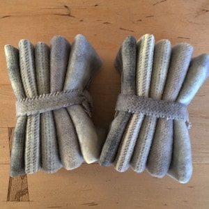 LIGHT CHARCOAL GREY Hand Dyed Wool Bundle for Primitive Rug Hooking, Rug Braiding, Wool Quilt Making and Wool Applique