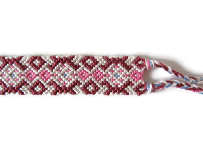 unisex adult macrame bracelet Pink and white tribal friendship bracelet ethnic jewelry tribal pattern 15 cm 5,91 inches