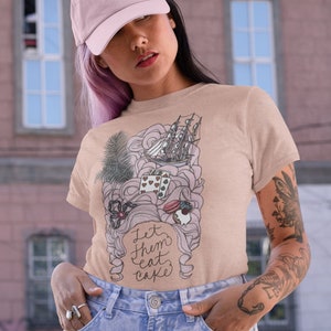 Marie-Antoinette / Laissez-les manger du gâteau | T-shirt classique unisexe à manches courtes - Encre colorée