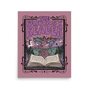 Puede incluir: Una ilustraci&oacute;n de un libro abierto con un paisaje de fantas&iacute;a en su interior. El libro est&aacute; rodeado de cristales y un unicornio. El texto del libro dice "The Fantasy Reader".