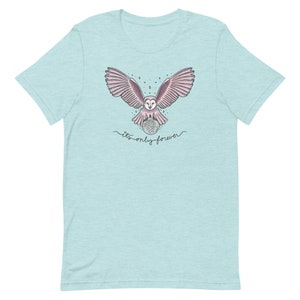 It's Only Forever Owl / Labyrinth Crystal Ball Short-Sleeve Unisex Classic T-Shirt Colored Ink Heather Prism Ice Bl