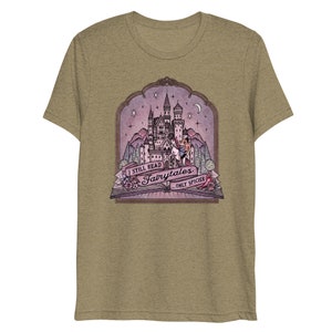 I Still Read Fairytales ...Only Spicier // Romance Reader / Romance Novels / Romantasy || Unisex Lightweight Triblend T-shirt