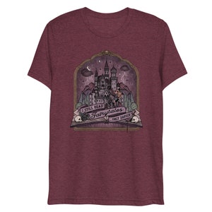 I Still Read Fairytales...Only Darker // Dark Romance Reader / Gothic Romance / Dark Fantasy Romantasy | Unisex Lightweight Triblend T-shirt