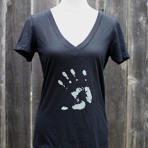 Roswell Glow in the Dark Alien Hand  Women&#39;s Screenprinted Shirt