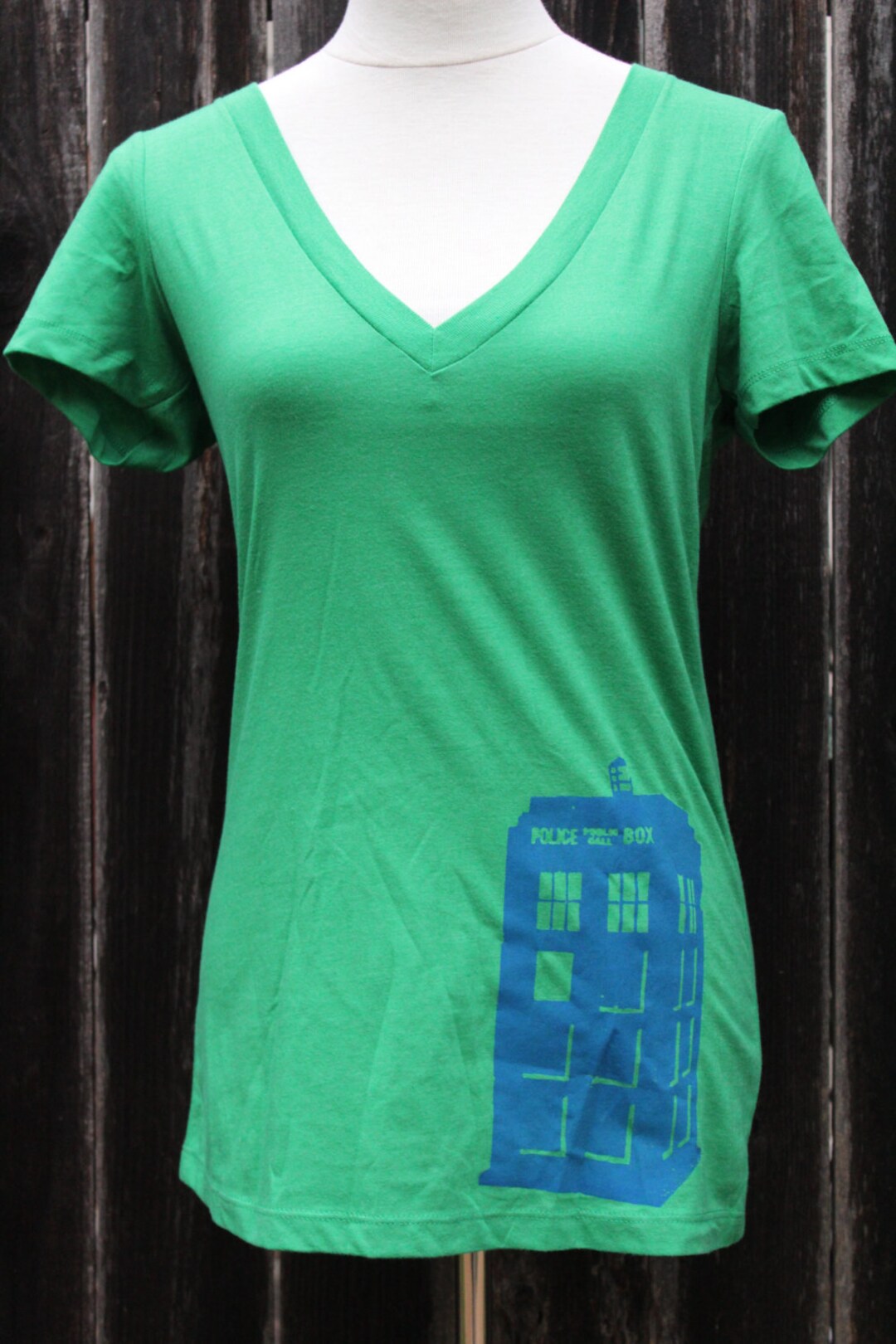 Doctor Who TARDIS V Neck Women's Screenprinted Shirt - Etsy