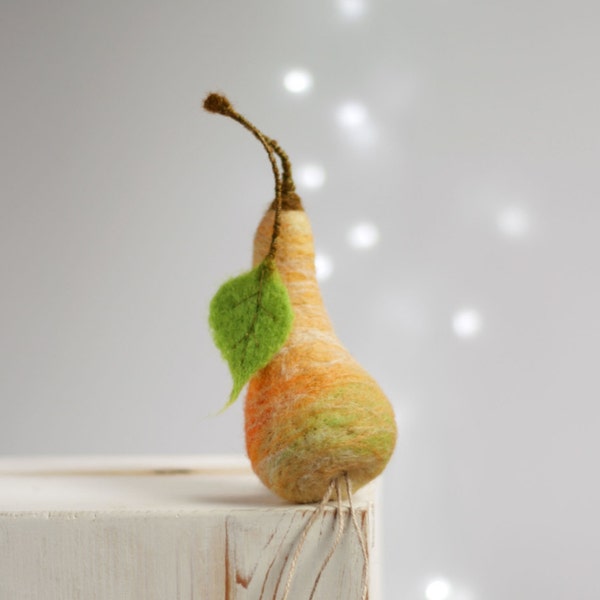 Needle Felted  Pear - Yellow Felted Pear - Cottage Decoration Pear - Yellow Pear Ornament - Needle Felt Fruits - Summer Home Decoration