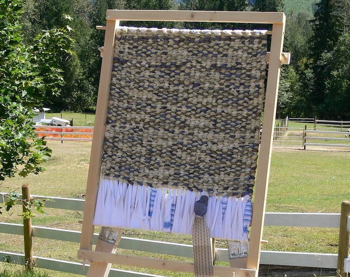 Adjustable Rug Twining Loom - for Rugs, Runners, Hot Pads, Place Mats ...